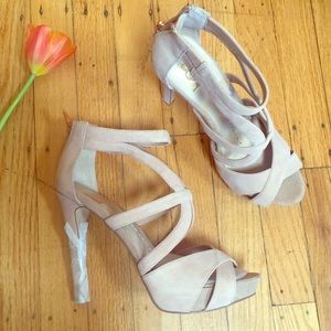 Brand New Dolce Vita Blush Suede Shoes